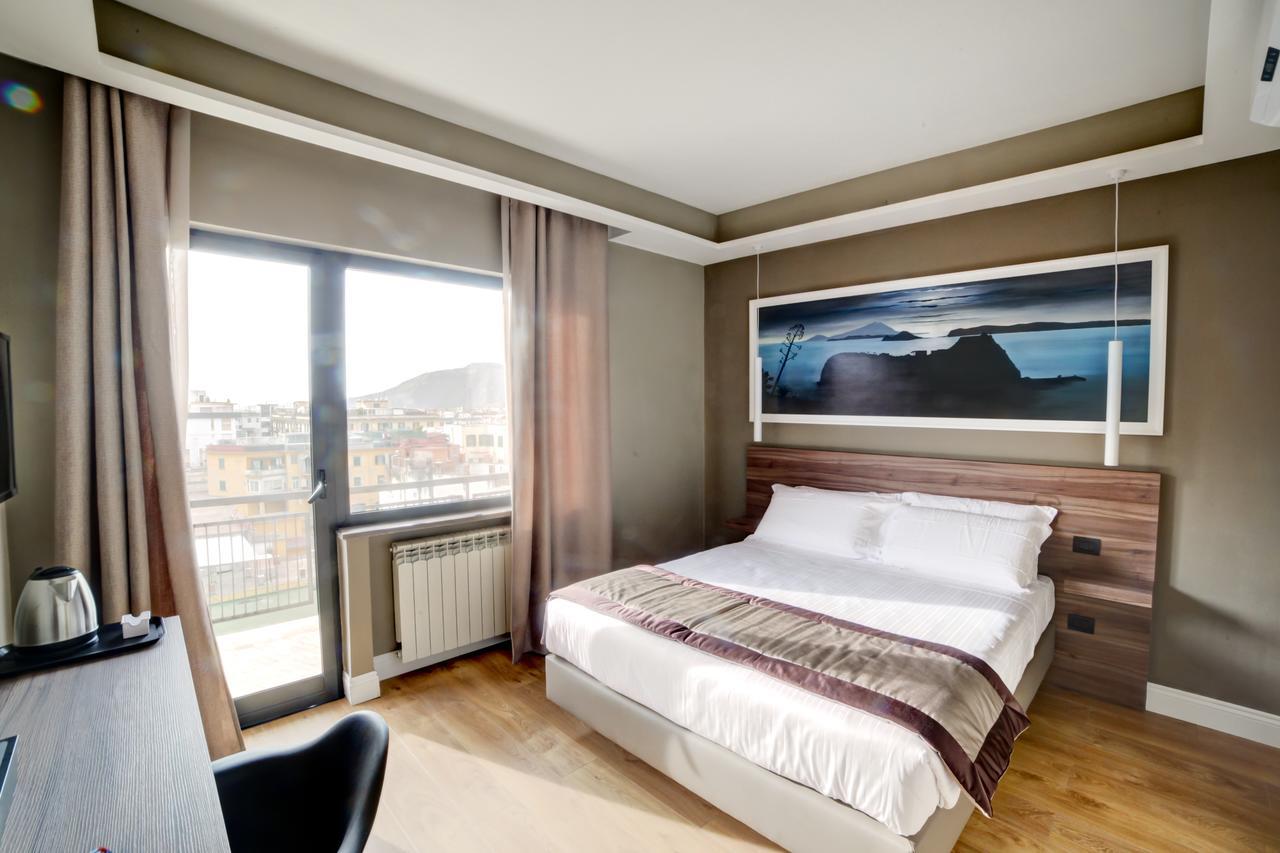 נאפולי 7Th Floor Suite מראה חיצוני תמונה